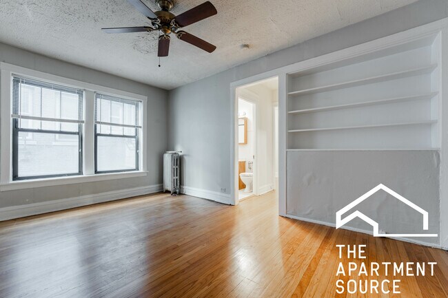 Foto del edificio - 514 W Cornelia Ave
