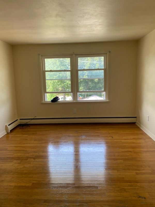 Living Room - 396 Lillian Ave
