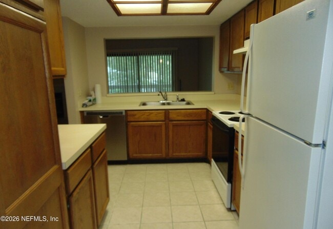 Foto del edificio - 218 Cranes Lake Dr