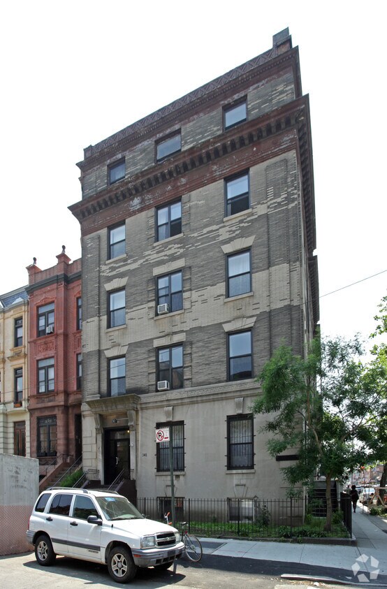 Foto del edificio - 148 Hancock St