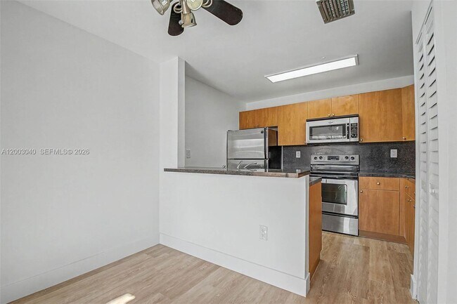 Foto del edificio - 11236 SW 132nd Ct W