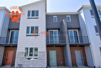 Building Photo - 964 W 500 S