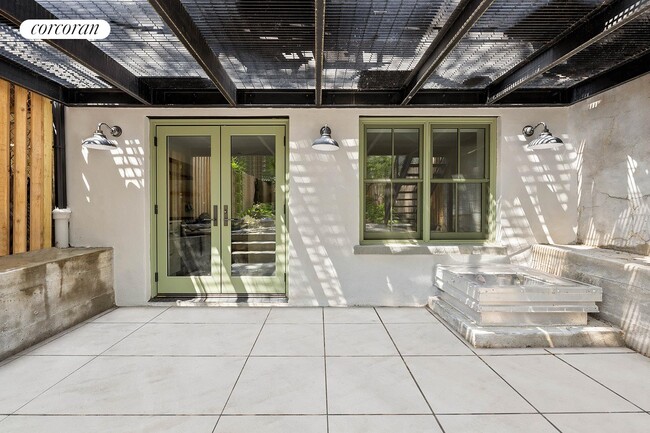 Foto del edificio - 46 Gates Ave