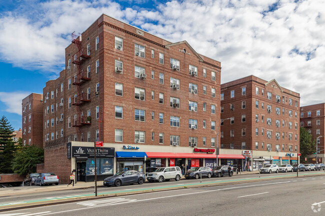 Foto del edificio - Forest Hills South