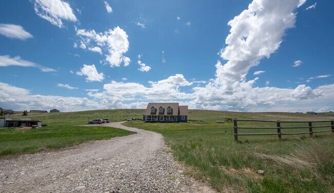 Foto del edificio - 51 Rolling Glen Loop