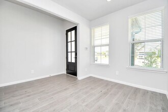 Building Photo - 19807 Palomino Pr Trl