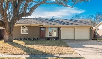 Building Photo - 8911 Angleton Pl