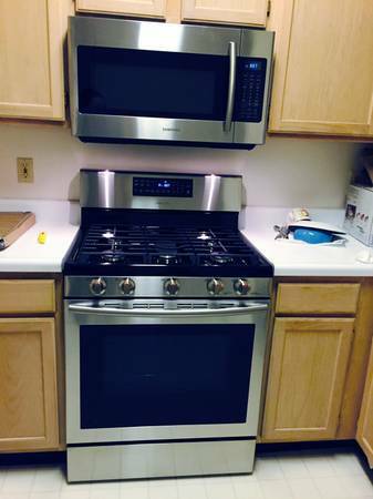 new appliances - 12000 Taliesin Pl