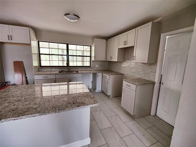 Foto del edificio - 2655 Wagon Rd