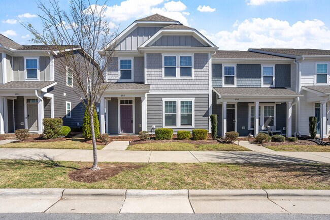 Foto del edificio - 6512 Perry Creek Rd