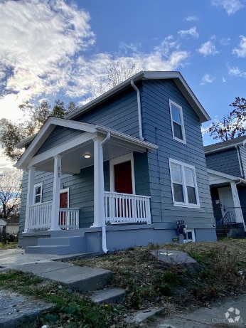 Building Photo - 1808 Lawn Ave