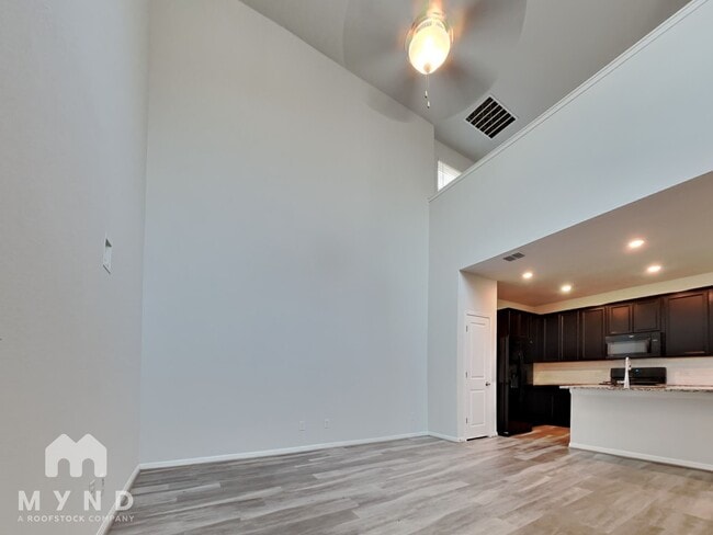 Building Photo - 5709 Pleasanton Pkwy