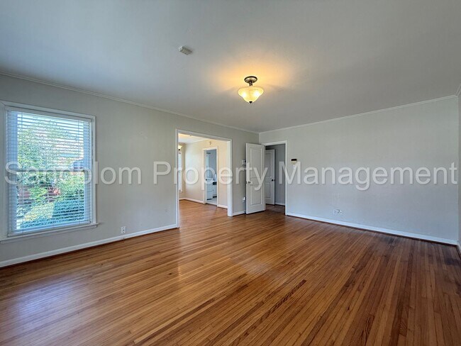 Foto del edificio - FOR LEASE | Tulsa | 3 Bed, 1 Bath Home - $...