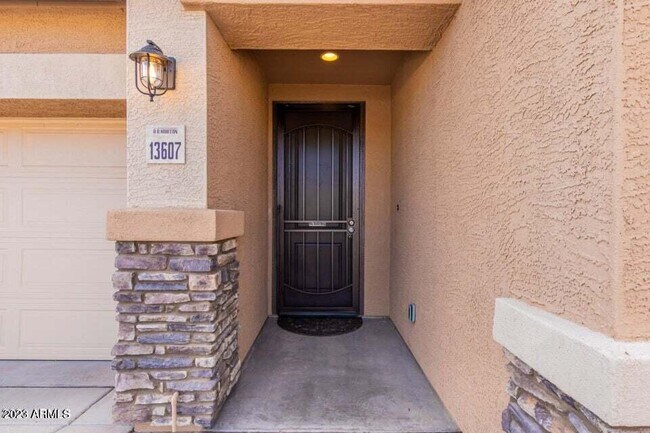 Foto del edificio - 13607 W Desert Moon Way