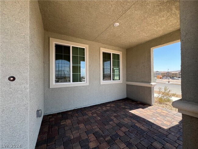 Building Photo - 3439 Costa Caparica Ln