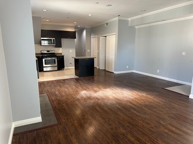 Foto del edificio - 14343 Tiara St