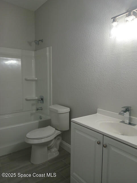 Building Photo - 571 San Filippo Dr SE