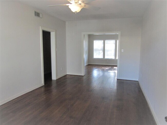 Foto del edificio - 2218 Arbor St