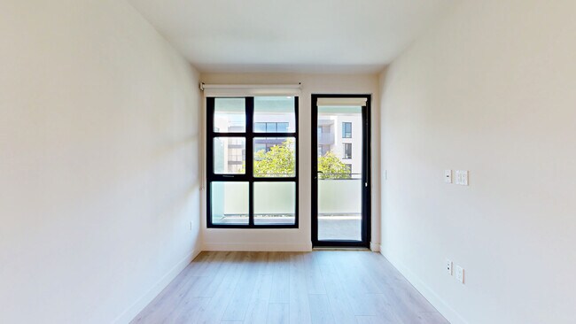 Interior Photo - Junction Santa Monica