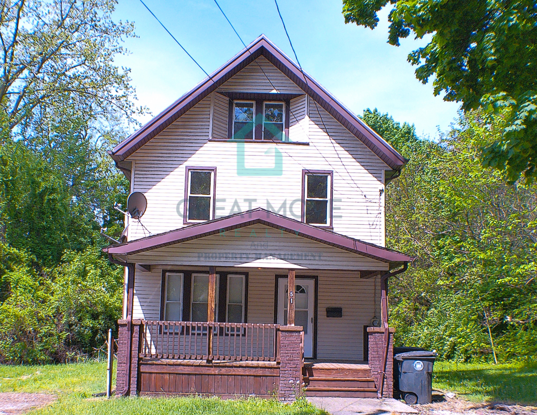 Primary Photo - 510 Bell St