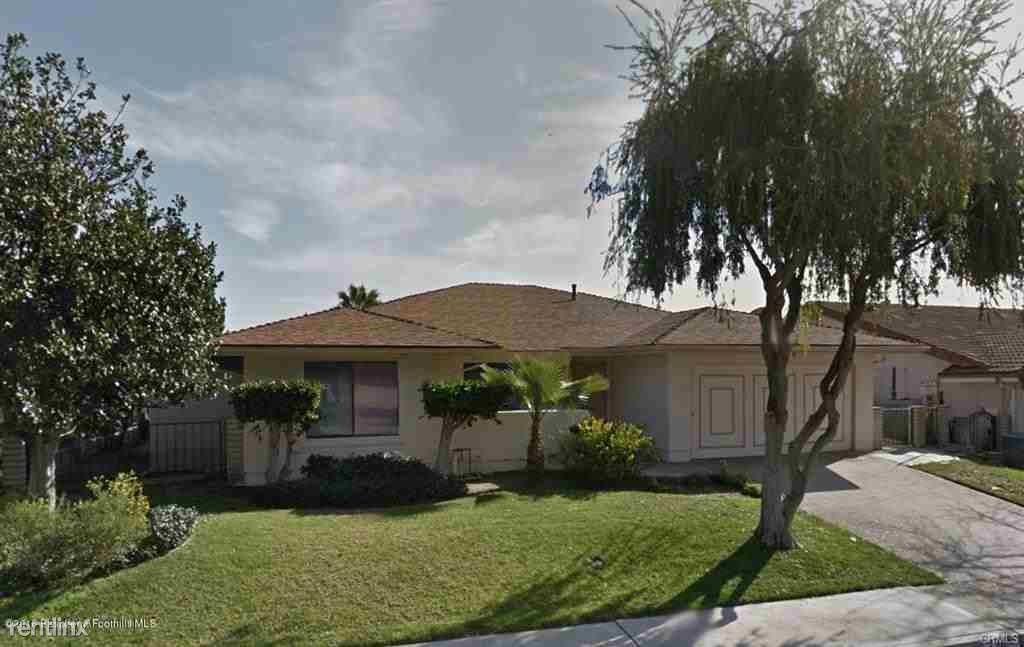 Primary Photo - 3166 Kirkham Dr