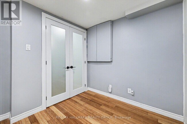 Building Photo - 1307 Vancouver Ave