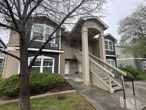 Building Photo - 10151 W Rifleman Ln