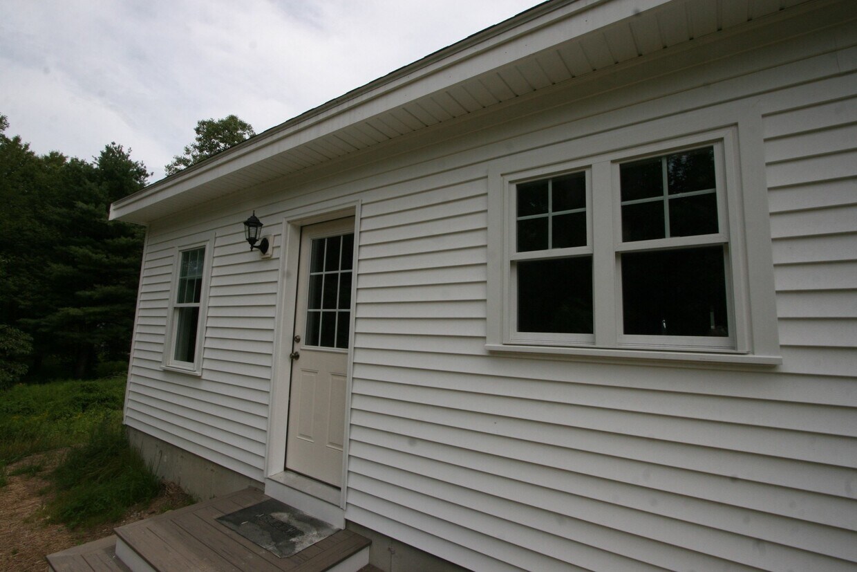840 Main St, Eliot, ME 03903 House Rental in Eliot, ME