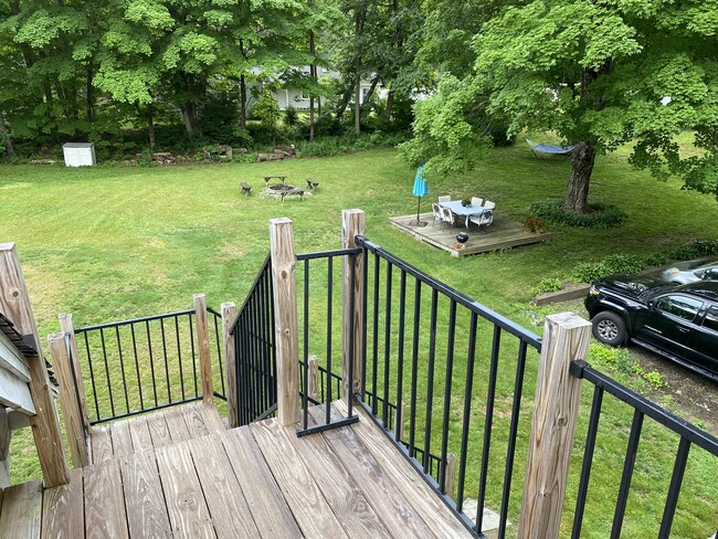 1/2 acre yard with island deck - 20 Collins Rd