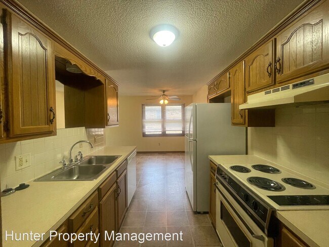 Foto del edificio - 3 br, 2 bath House - 249 S. Monte Vista Ave.
