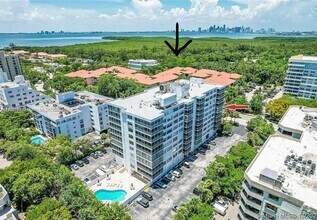Building Photo - 150 Ocean Ln Dr