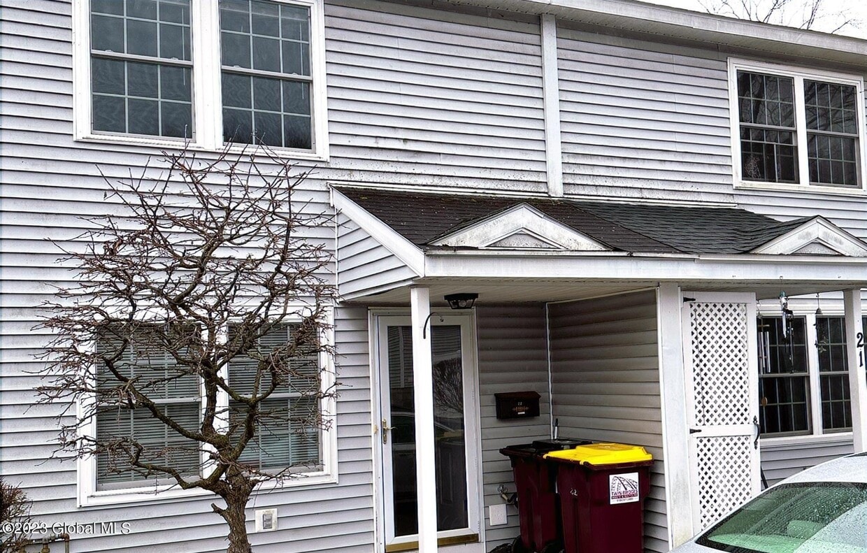23 Warsaw Ave, Mechanicville, NY 12118 Townhome Rentals in Mechanicville NY