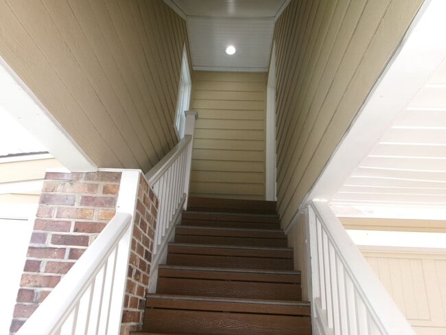 Foto del edificio - 3 bedroom raised beach home on Ocean Boule...
