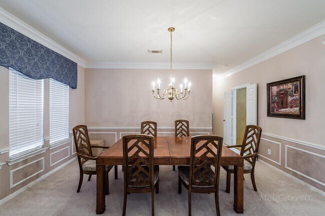 Foto del edificio - 3210 Clear Water Park Dr