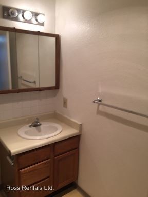 Foto del edificio - 625 Sullivan Ln
