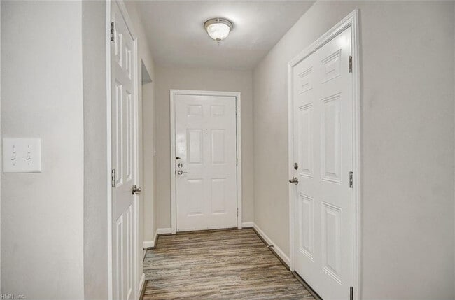 Foto del edificio - 1106 Eaglewood Dr