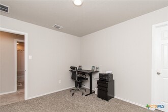 Building Photo - 1309 Prairie Clover Rd