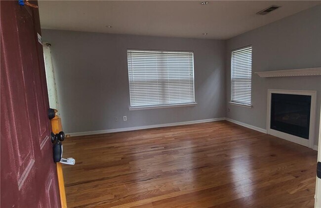 Building Photo - 790 Windcroft Cir NW
