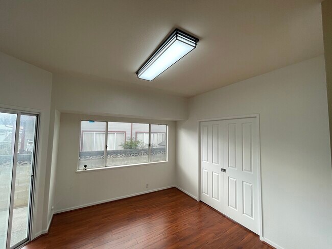 Dining Area - 95-218 Mua Plz