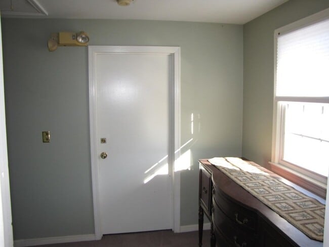 Foto del edificio - 1100 Valley