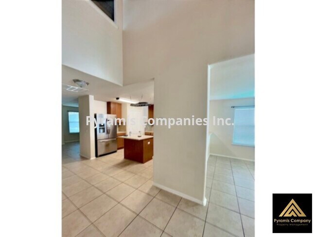 Building Photo - 5BR 2Fb 1HB
