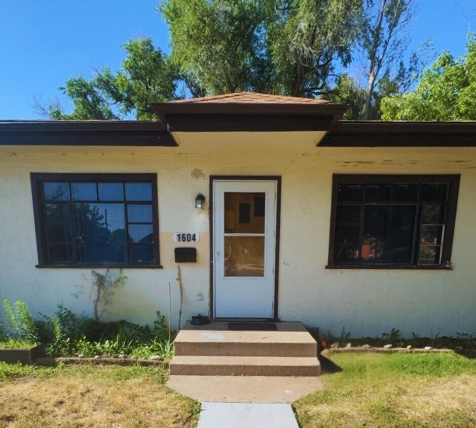 Primary Photo - Newly Renovated 1 Bed 1 Bath Home