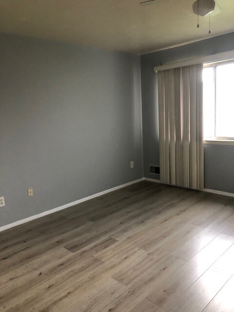 Foto del edificio - 804 Woodchip Rd