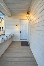 Building Photo - 1309 Linden Ave