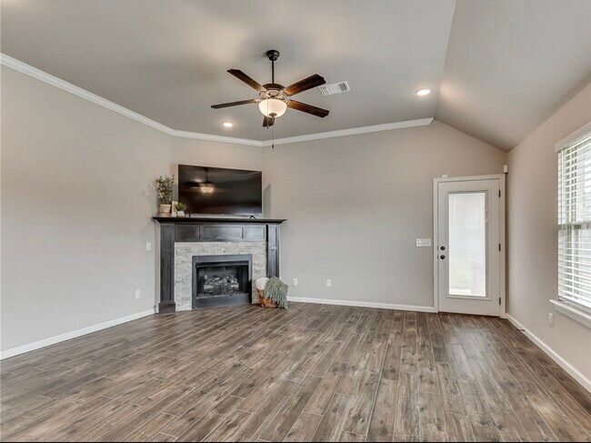 Foto del edificio - 3401 NW 162nd St