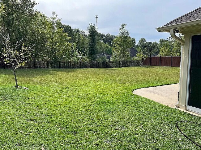 Building Photo - 110 Olde Trace Dr