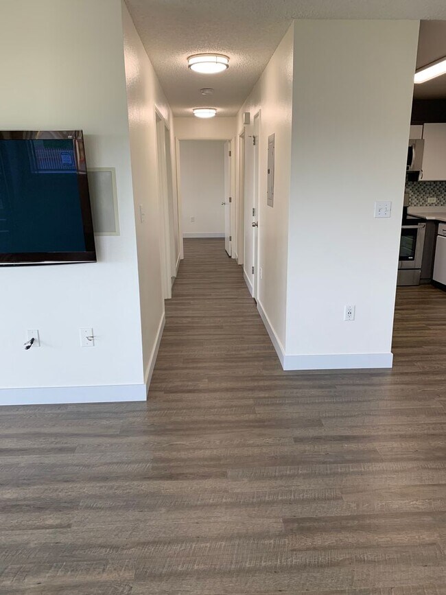 Foto del edificio - Kulana Knolls 3 Bed 2 Bath 2 assigned parking