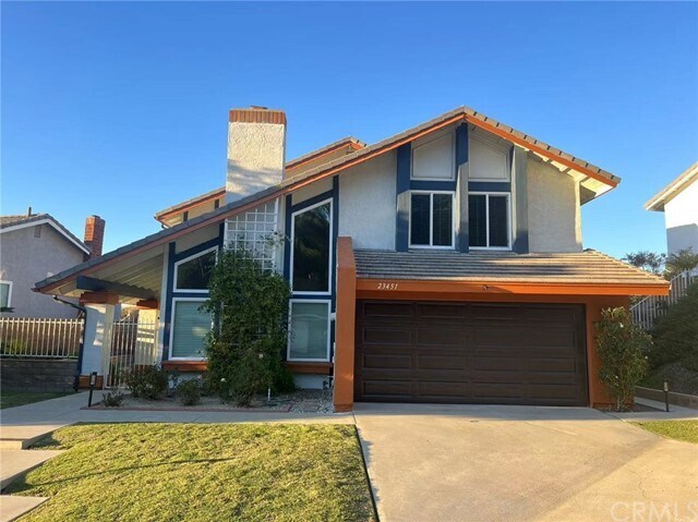 Foto principal - 23451 Coyote Springs Dr