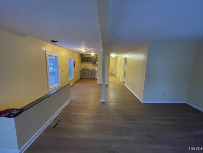 Foto del edificio - 318 Kellogg St