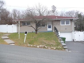 Building Photo - 3 Chappell Pkwy